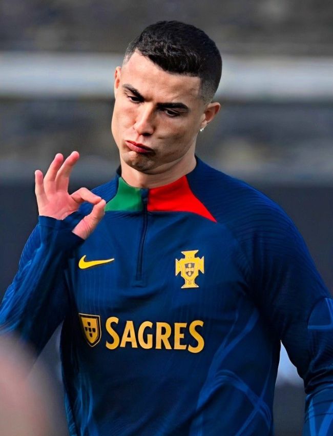 kiểu tóc ronaldo đẹp