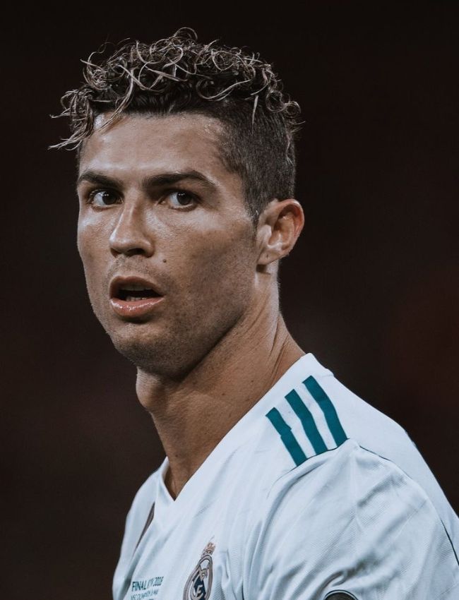 20+ kiểu tóc của Ronaldo đẹp, ấn tượng, làm nên thương hiệu